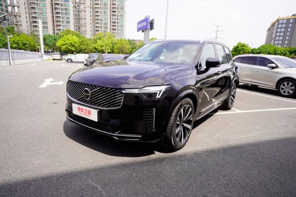 配资世界门户官网 律师/老师们钟爱，进口豪华中大型SUV，现在不到50万，安全著称！